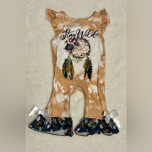 Baby girl 0/3 month “stay wild” jumpsuit